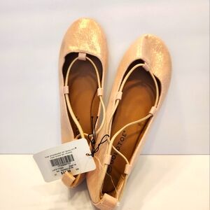 Gold Toe ballet flat